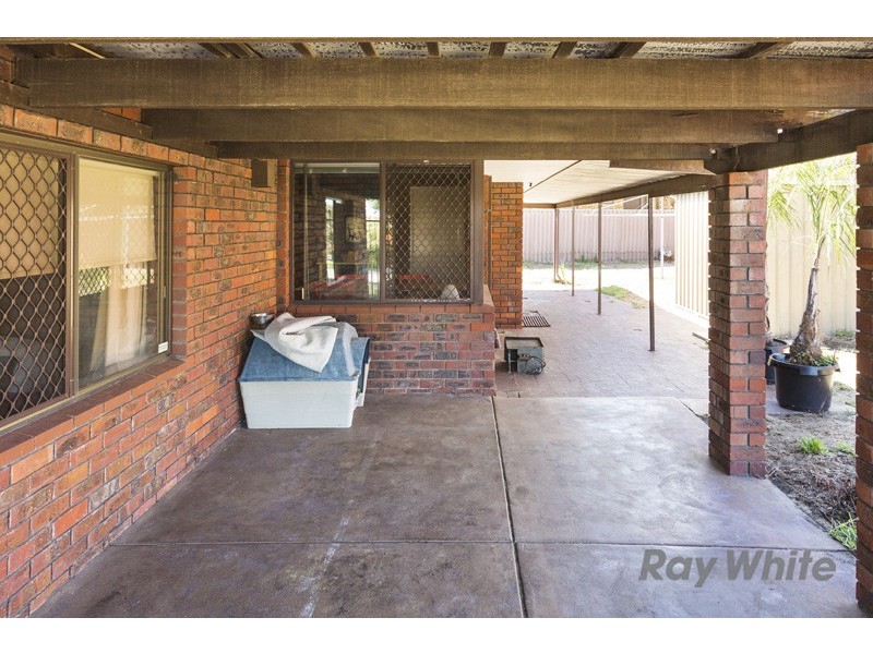 1 Gillett Drive, Kardinya WA 6163