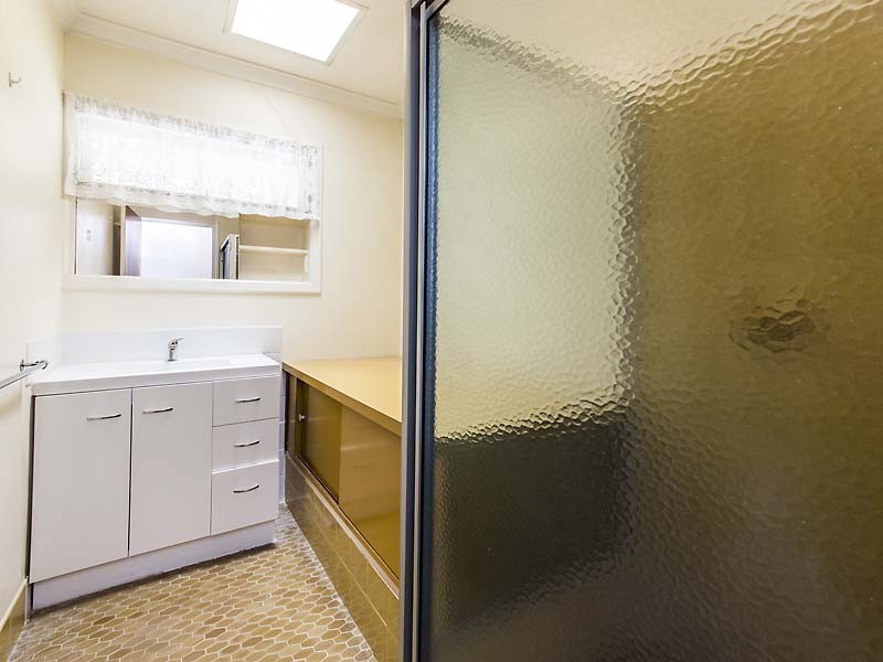 8 Burney Court, Kardinya WA 6163