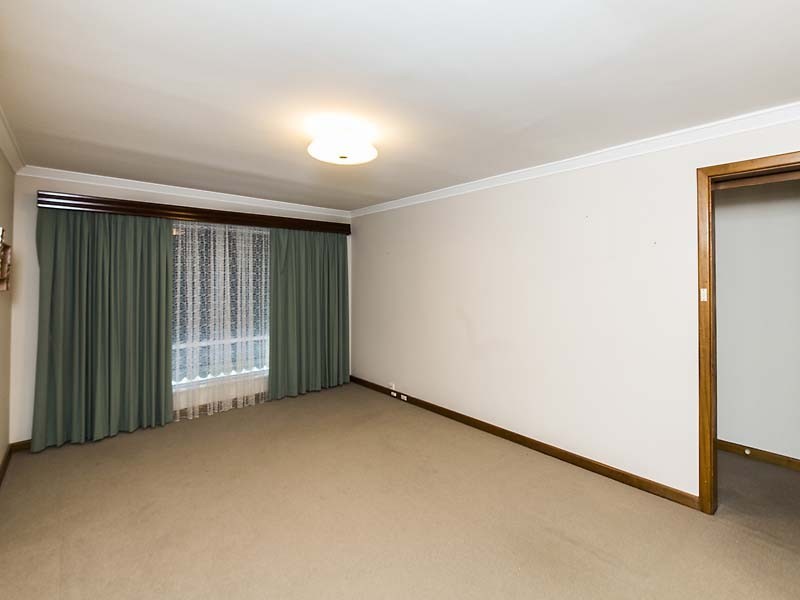 8 Burney Court, Kardinya WA 6163