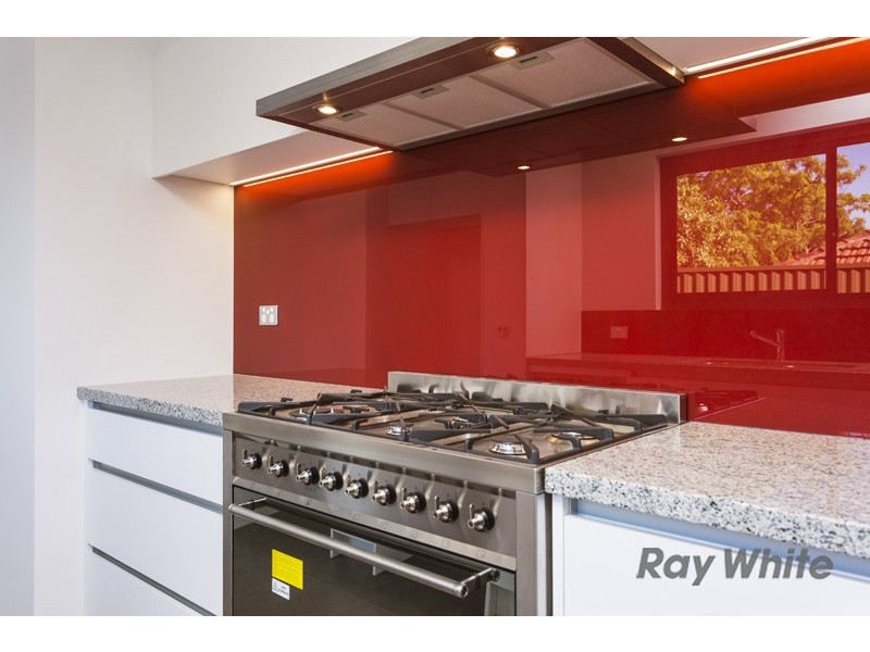 10 Hughes Street, Hilton WA 6163