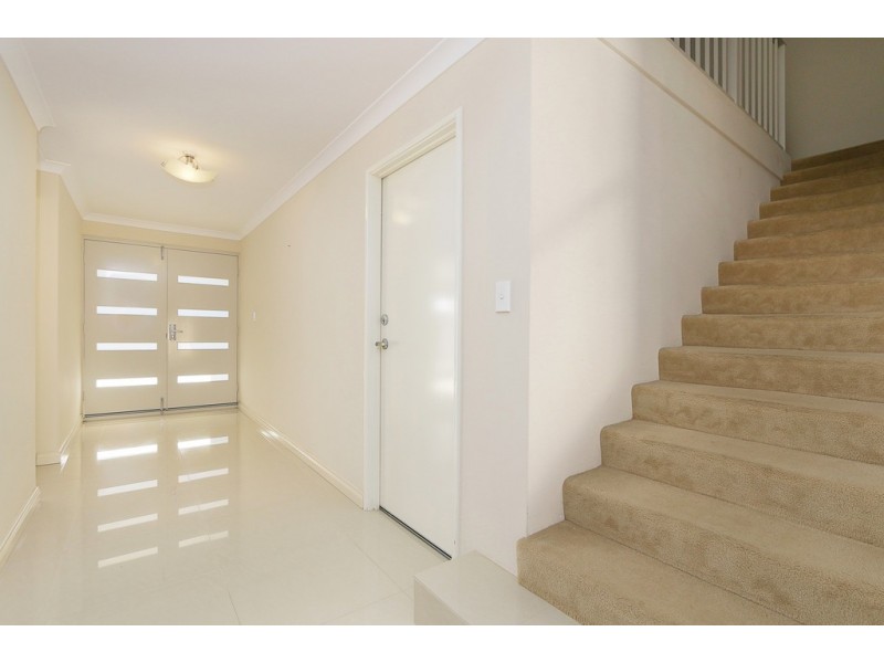 1 Thorman Place, Booragoon WA 6154