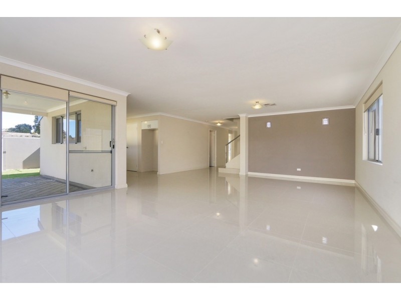 1 Thorman Place, Booragoon WA 6154
