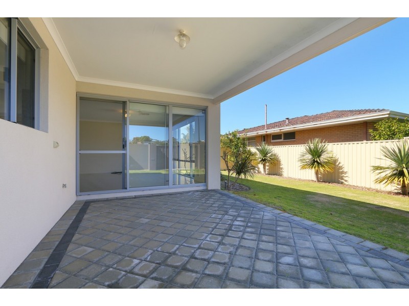 1 Thorman Place, Booragoon WA 6154