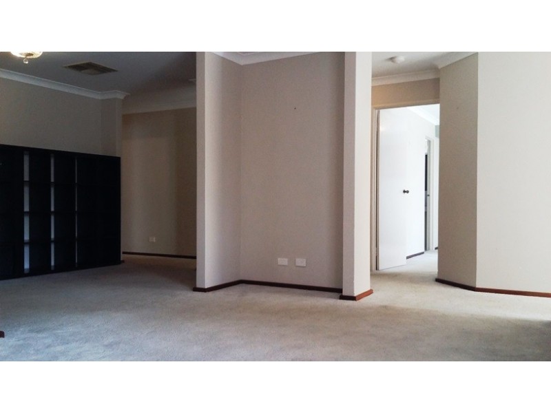 44 Hanlin Way, Samson WA 6163