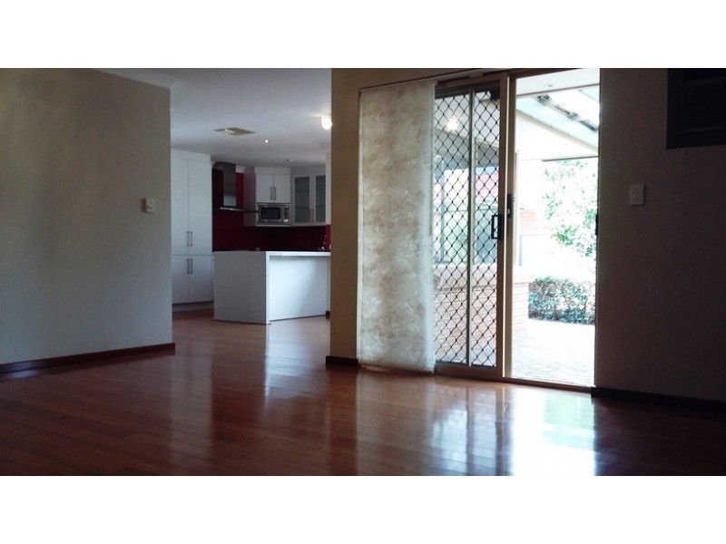 44 Hanlin Way, Samson WA 6163