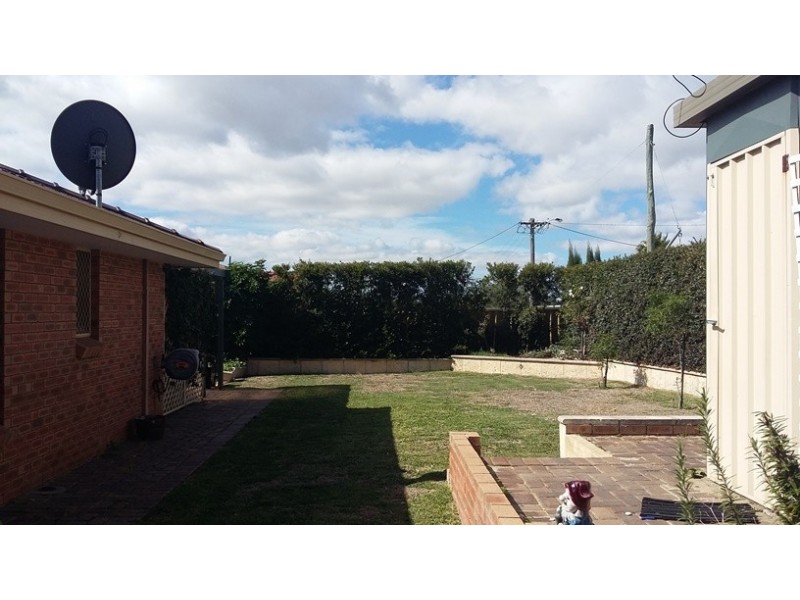 44 Hanlin Way, Samson WA 6163