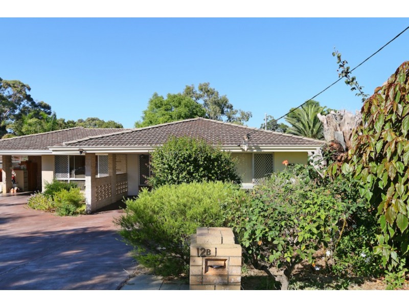 12B Ochiltree Way, Kardinya WA 6163