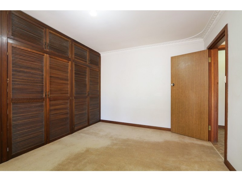 12B Ochiltree Way, Kardinya WA 6163