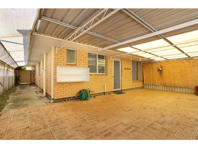 12B Ochiltree Way, Kardinya WA 6163