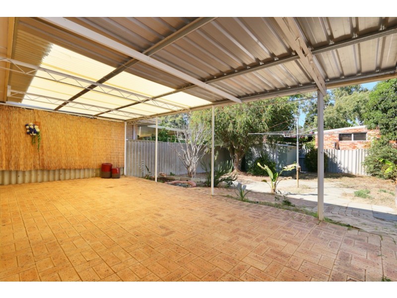 12B Ochiltree Way, Kardinya WA 6163