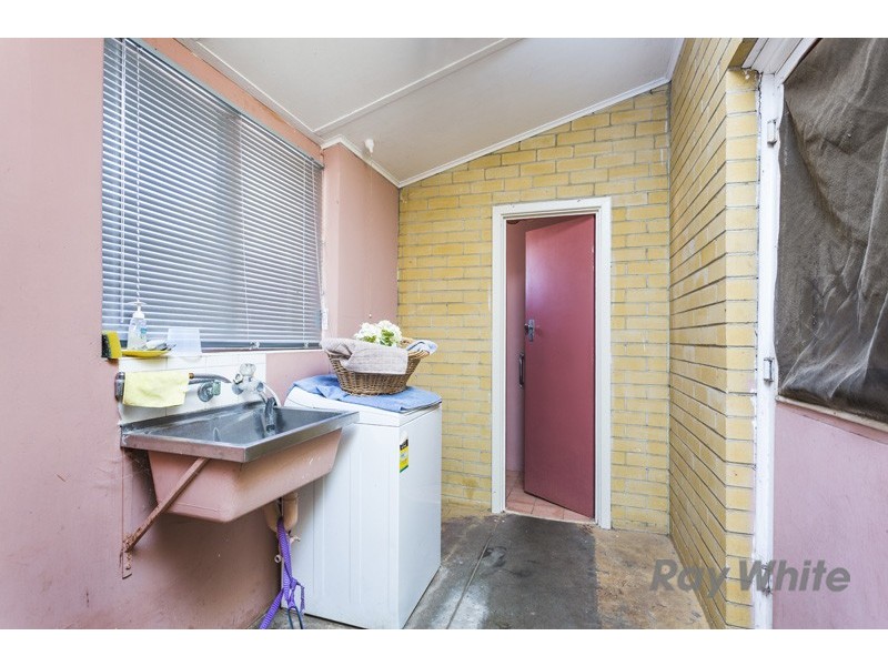 10 Coolbellup Ave, Coolbellup WA 6163
