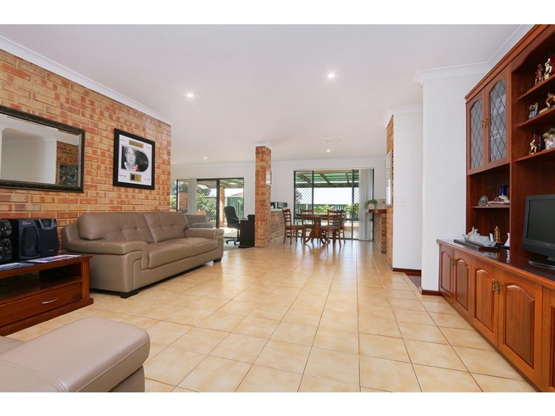 53 Townsing Road, Kardinya WA 6163