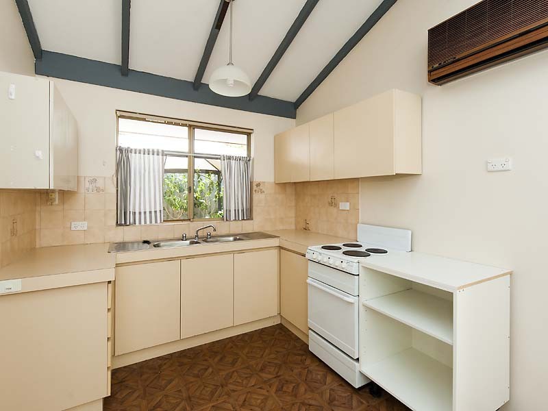 18/4-6 Edeline Street, Spearwood WA 6163