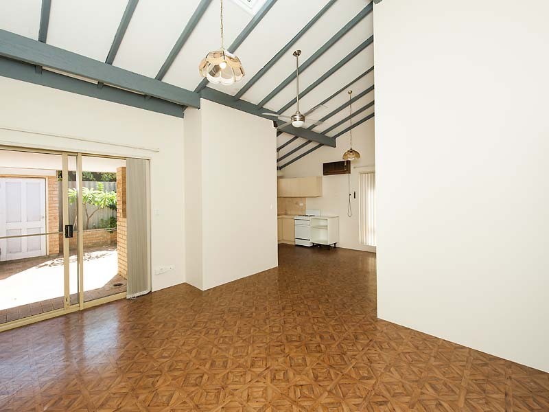 18/4-6 Edeline Street, Spearwood WA 6163