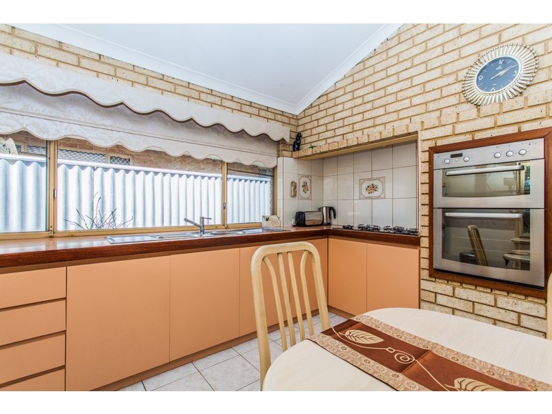 21 Crossland Way, Kardinya WA 6163