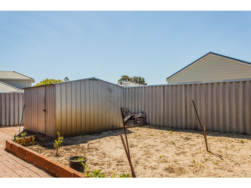 21 Crossland Way, Kardinya WA 6163