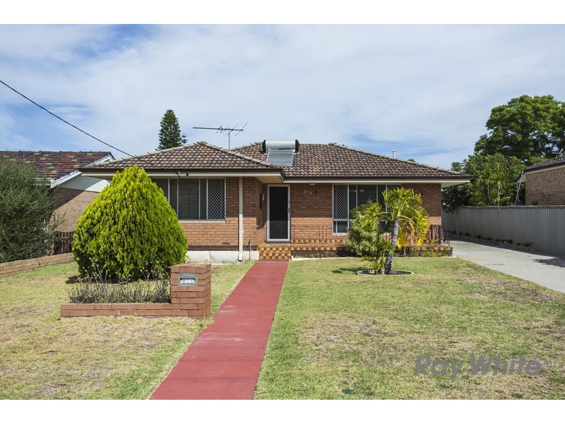 315 South Street, Hilton WA 6163