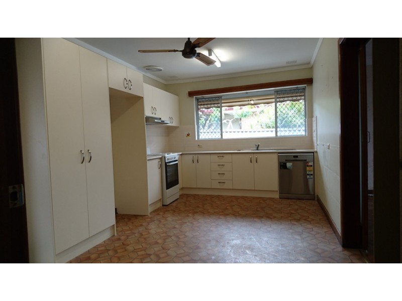 315 South Street, Hilton WA 6163