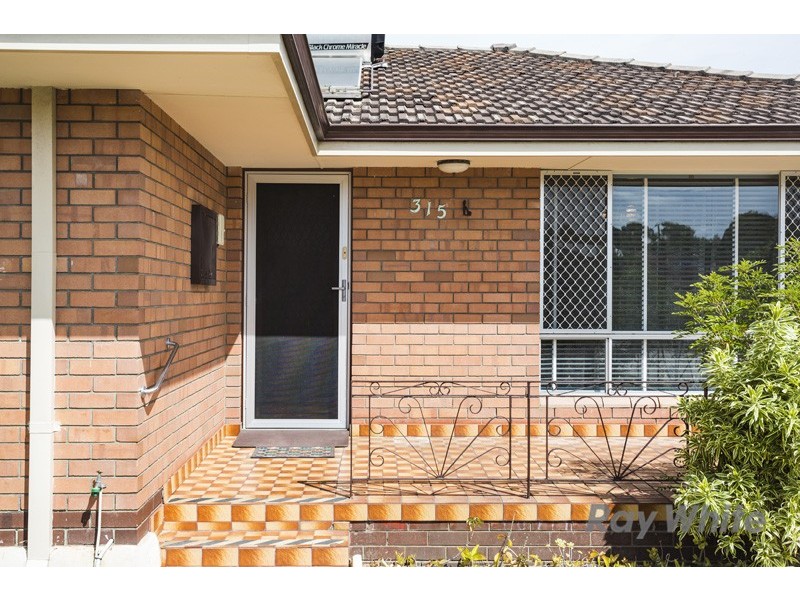 315 South Street, Hilton WA 6163