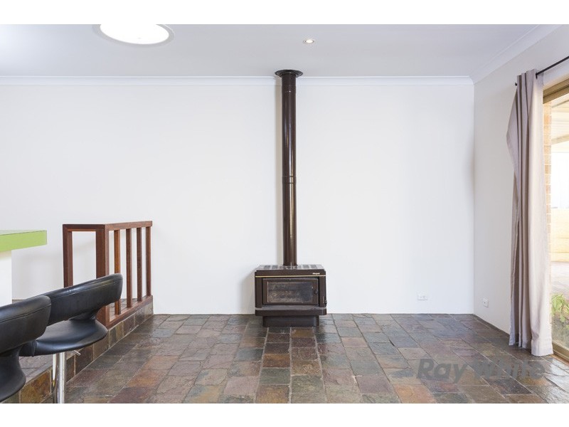 35 Arnold Crescent, Kardinya WA 6163