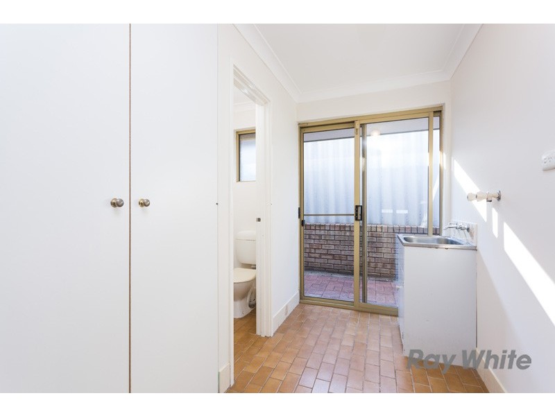 35 Arnold Crescent, Kardinya WA 6163