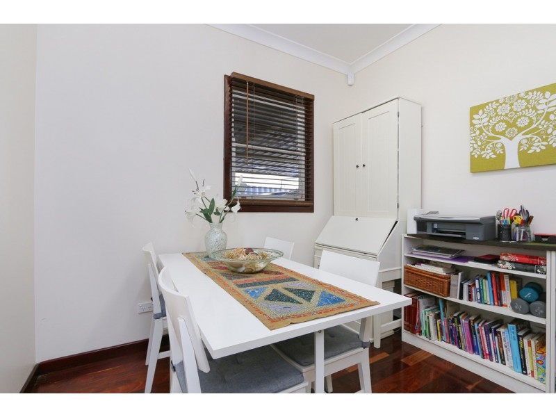 35 Cordelia Avenue, Coolbellup WA 6163