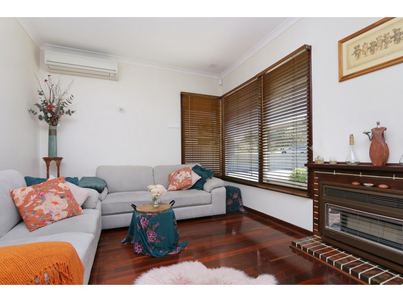 35 Cordelia Avenue, Coolbellup WA 6163