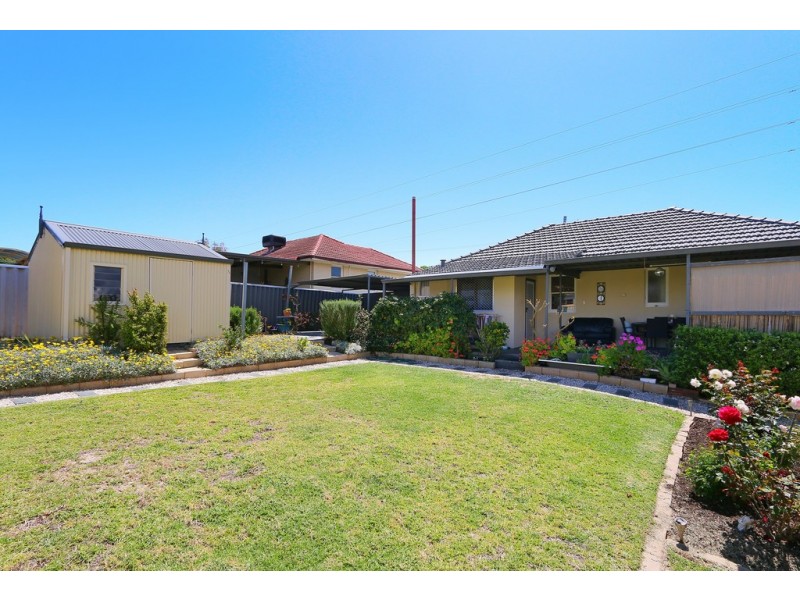 35 Cordelia Avenue, Coolbellup WA 6163