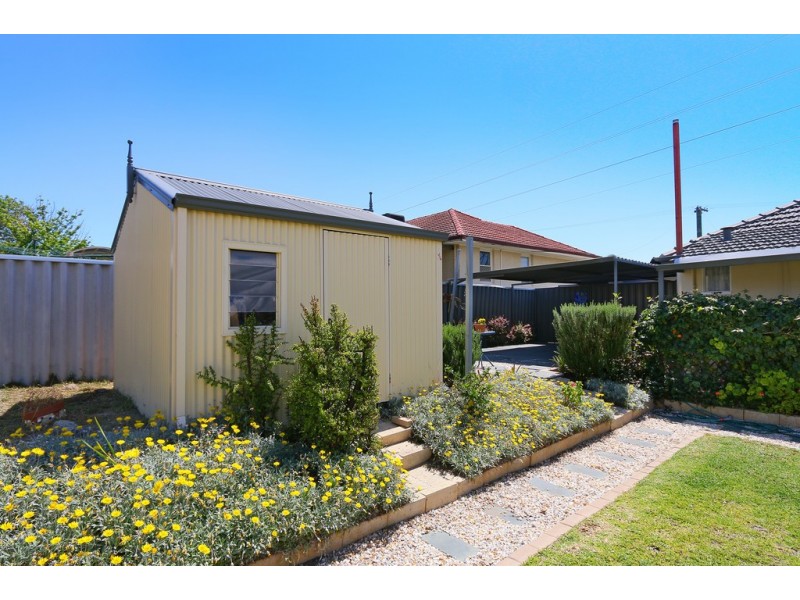 35 Cordelia Avenue, Coolbellup WA 6163