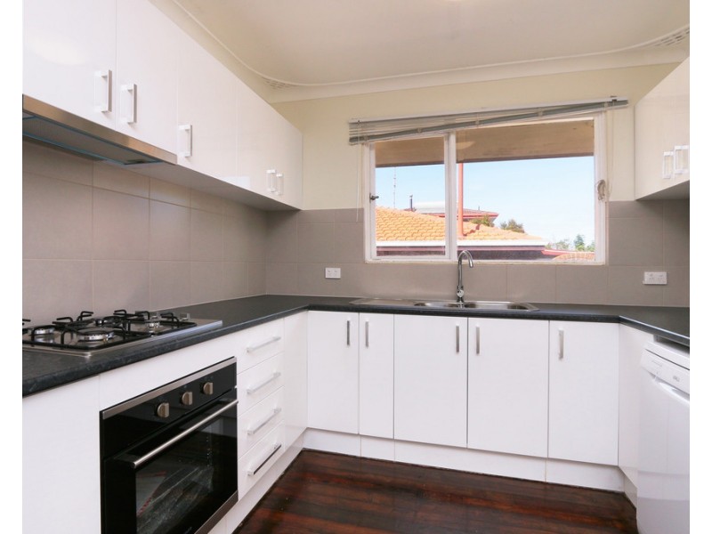 31 Livingstone Street, Beaconsfield WA 6162