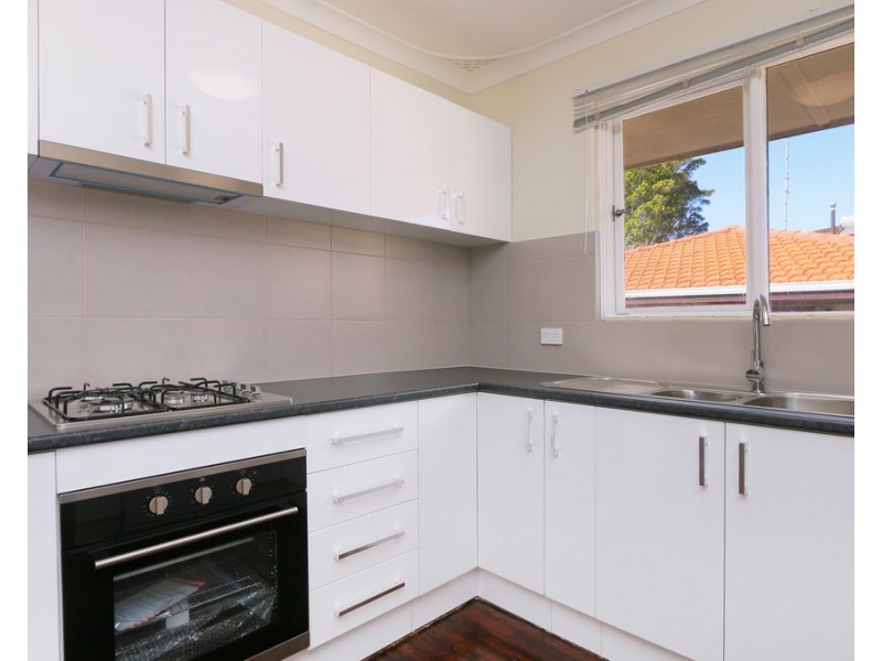 31 Livingstone Street, Beaconsfield WA 6162