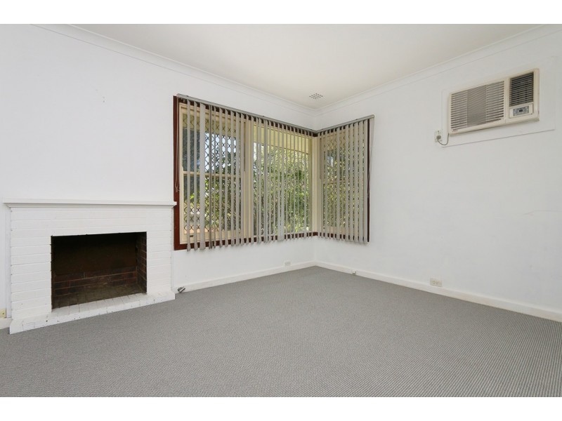 13 Romeo Road, Coolbellup WA 6163