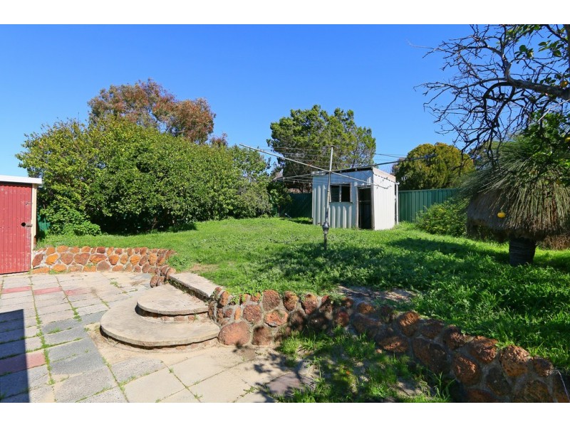 13 Romeo Road, Coolbellup WA 6163