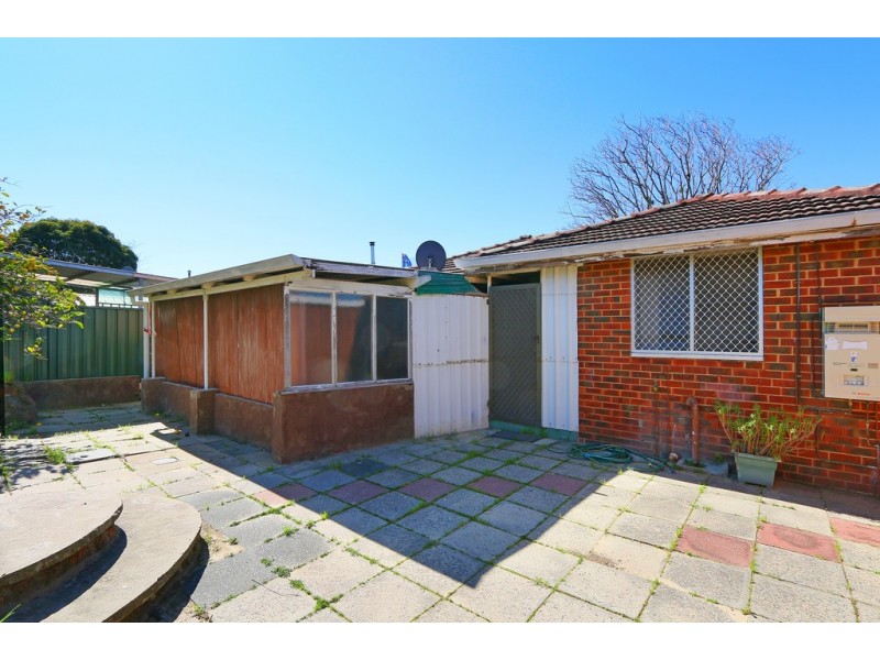 13 Romeo Road, Coolbellup WA 6163