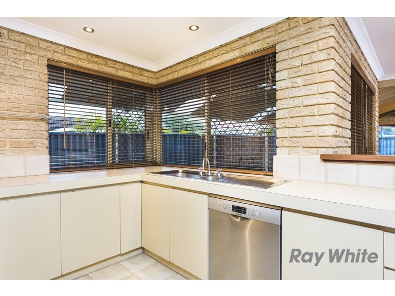 120 Aitken Drive, Winthrop WA 6150
