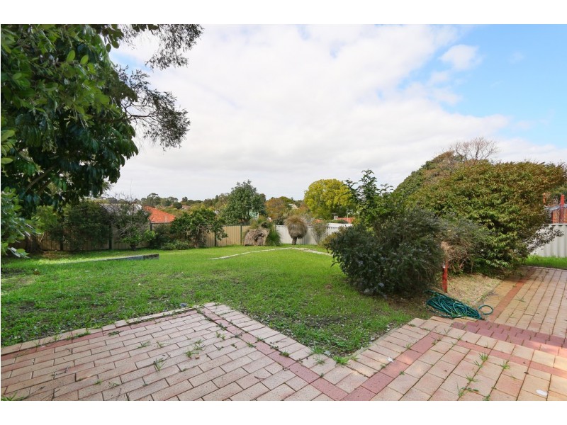 24 Friar John Way, Coolbellup WA 6163