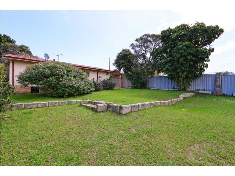 24 Friar John Way, Coolbellup WA 6163