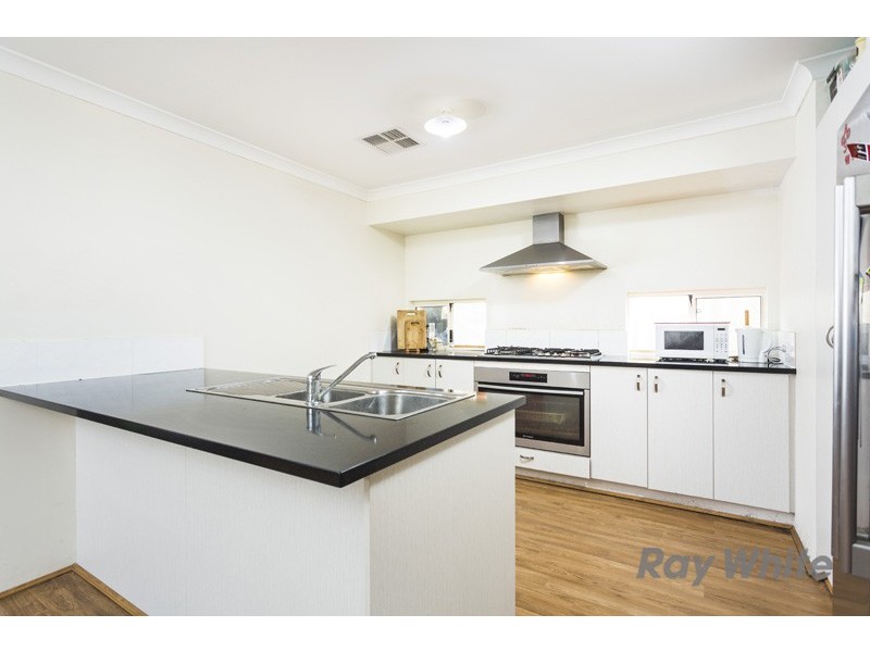 42b Dalston Crescent, Kardinya WA 6163