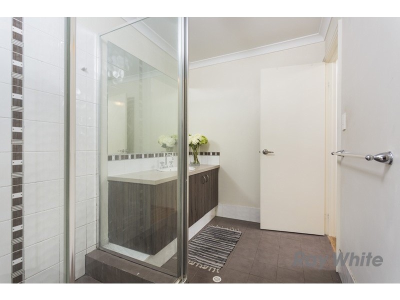 42b Dalston Crescent, Kardinya WA 6163