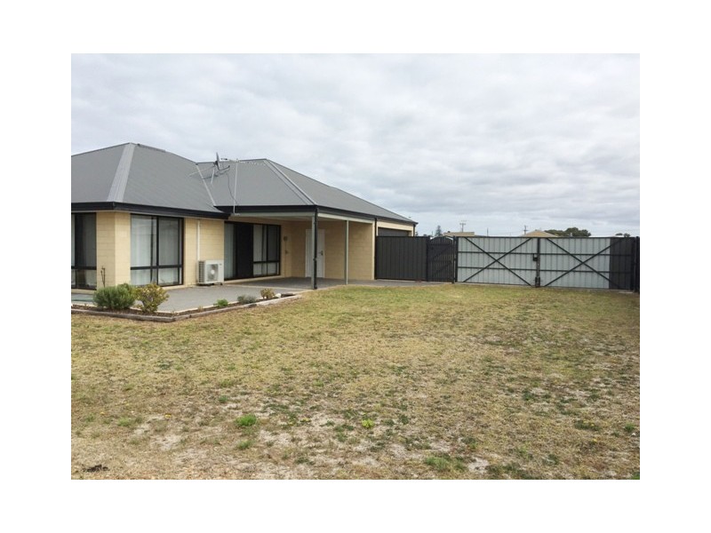 41 Dryandra Boulevard, Jurien Bay WA 6516