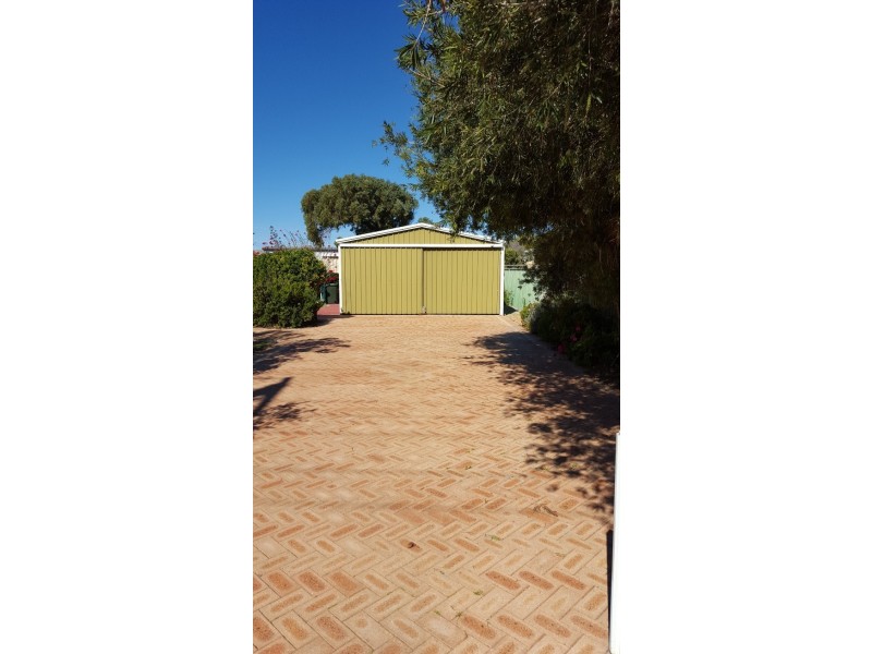 7 Kau Street, Green Head WA 6514