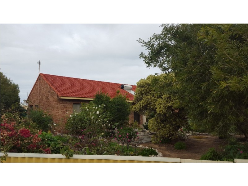 7 Kau Street, Green Head WA 6514