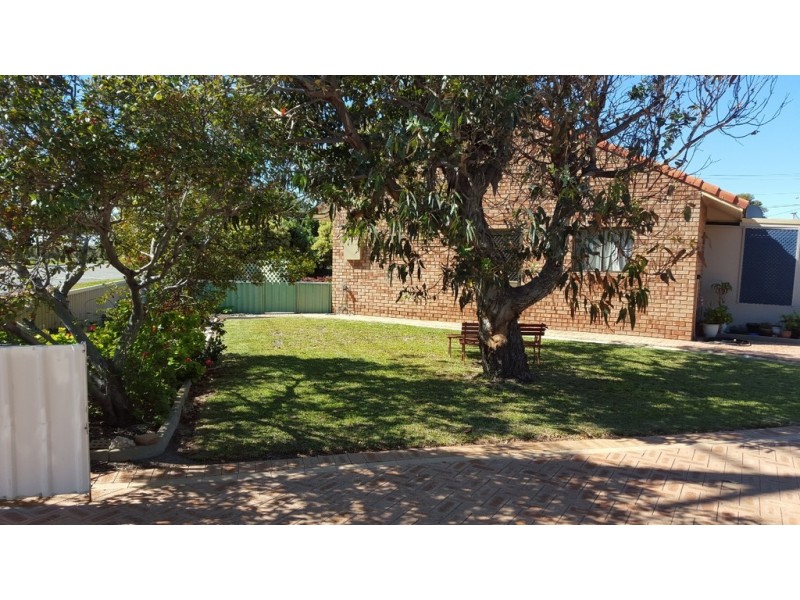 7 Kau Street, Green Head WA 6514