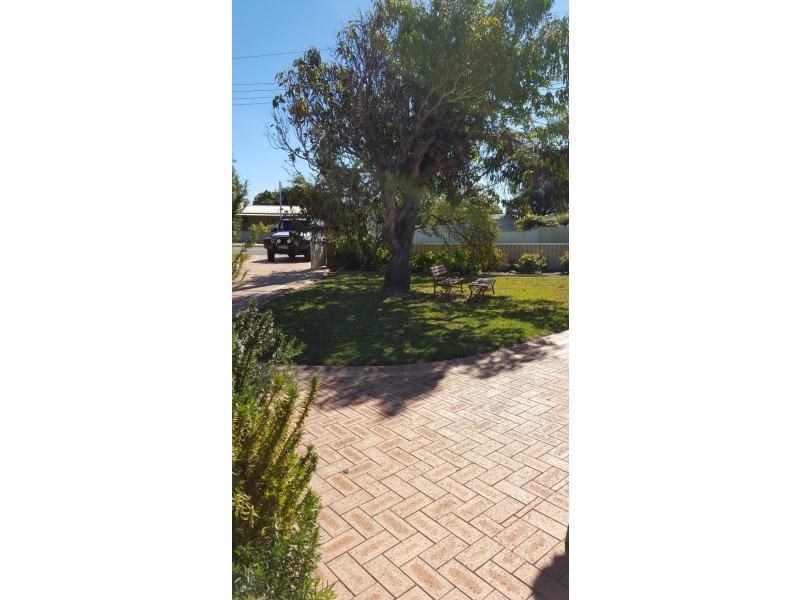 7 Kau Street, Green Head WA 6514