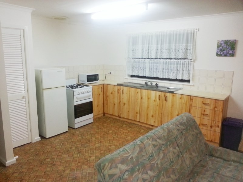 Unit 4/2 Casuarina Crescent, Jurien Bay WA 6516