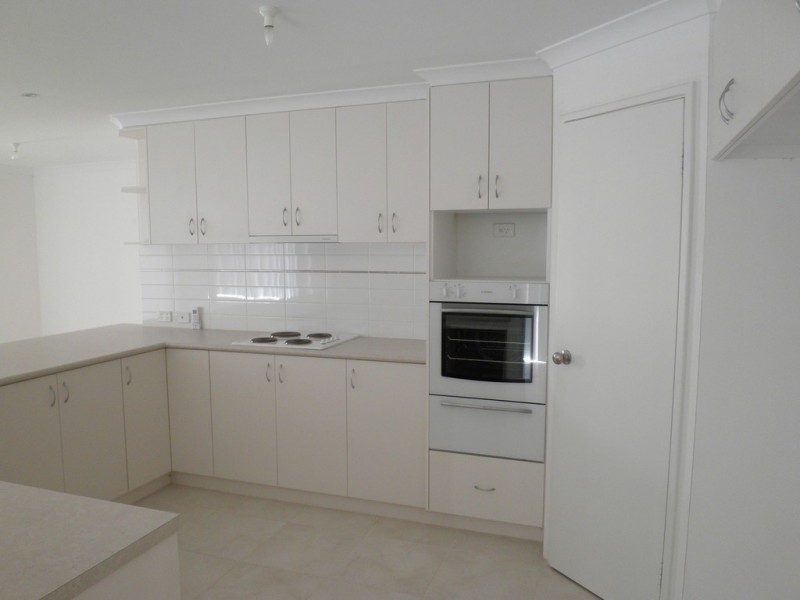 5 Pethick Loop, Green Head WA 6514