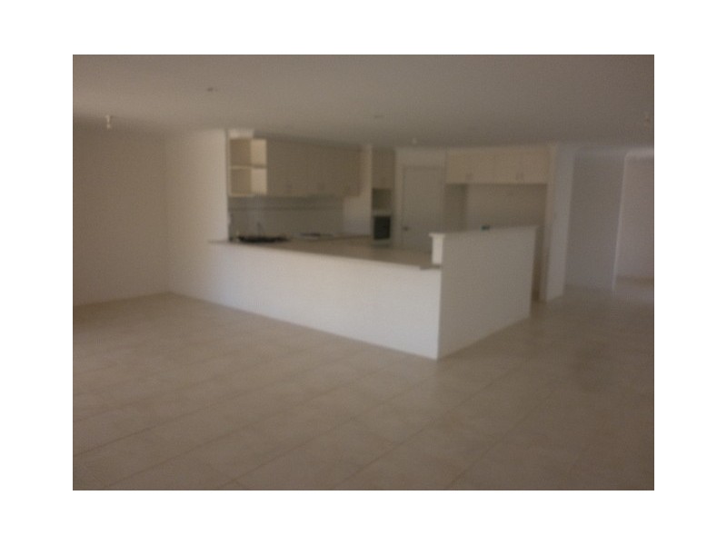 5 Pethick Loop, Green Head WA 6514