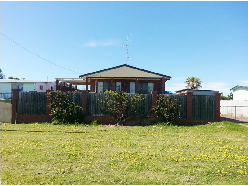 20 CATALONIA STREET, Cervantes WA 6511