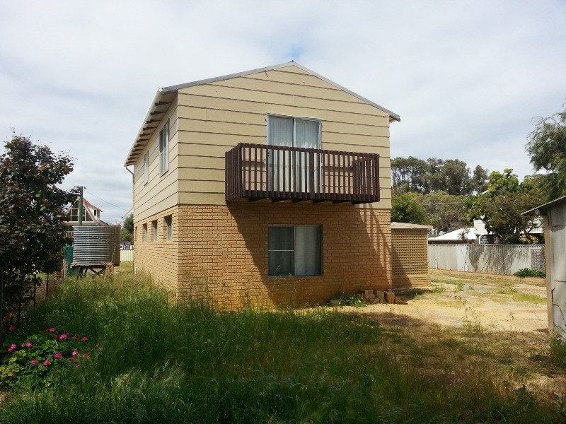 3 NAIRN STREET, Leeman WA 6514