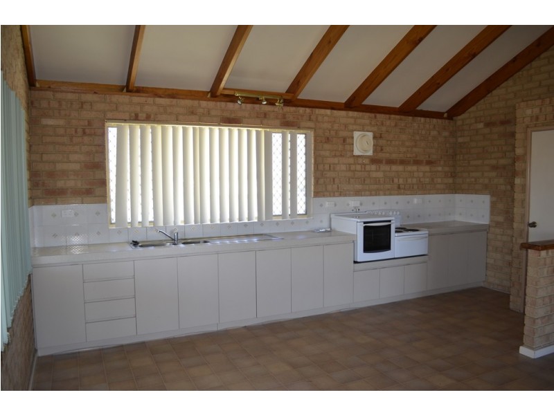 9 Karleen Lane, Jurien Bay WA 6516